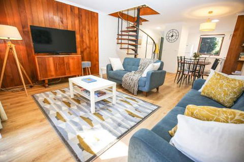 Cedar Holiday Units Apartment 5 - Accommodation Port Macquarie 4