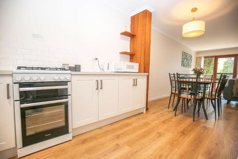 Cedar Holiday Units Apartment 5 - Accommodation Port Macquarie 5