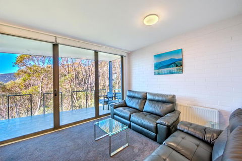 Snow Ski Apartments 25 - Accommodation Port Macquarie 1