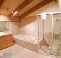 Snow Ski Apartments 38 - Accommodation Port Macquarie