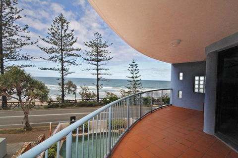 Unit 1 The Rocks 1746 David Low Coolum Beach 500 Bond - Accommodation Port Macquarie 5