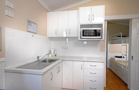 Barrack Point Holidays - Accommodation Port Macquarie 2