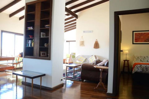 Barrels Beach House 28 Dulconghi Street - Accommodation Port Macquarie 5
