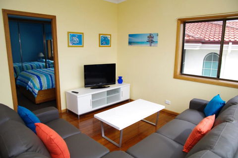 Endeavour 10 Dulconghi Street - Accommodation Port Macquarie 3