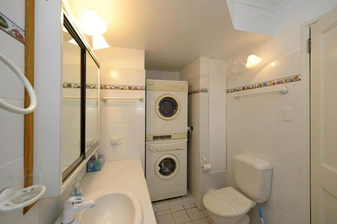 Gorgeous Harbourside! - Accommodation Port Macquarie 5