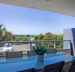 LORNE CHALET APARTMENT 10 ask about midweek deals - Accommodation Port Macquarie