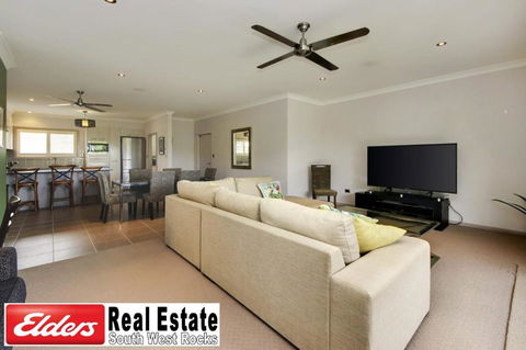 Front Creek Unit No 5 - Accommodation Port Macquarie 3