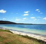 5 Harbourside 3 7 Soldiers Point Road ground floor waterfront unit - Accommodation Port Macquarie