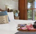 CHRISTOPHERS COTTAGE - Accommodation Port Macquarie