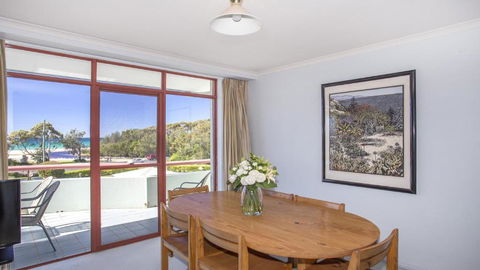 Fathoms 17 Mollymook ALL LINEN PROVIDED - Accommodation Port Macquarie 5