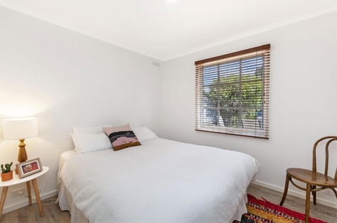 Lyons Cottage A Quaint Whalers Cottage In Heart Of Port Fairy - Accommodation Port Macquarie 4