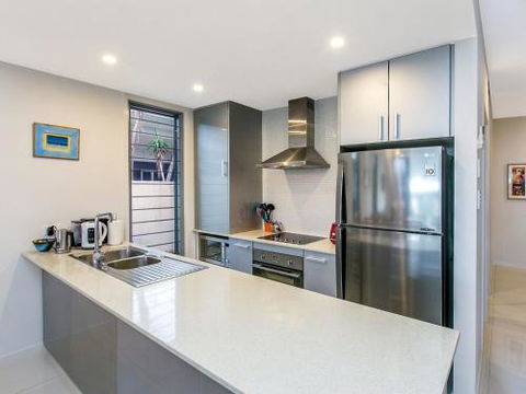 SEA RENITY On KAMALA - Accommodation Port Macquarie 6