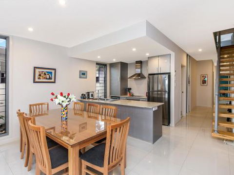 SEA RENITY On KAMALA - Accommodation Port Macquarie 1
