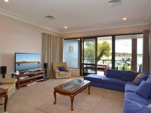 Fishing Point Shores - Accommodation Port Macquarie 4