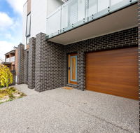 Two Ten Luxury CBD Accommodation - Accommodation Port Macquarie