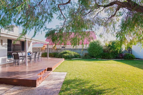 GIFFORD HOUSE - Accommodation Port Macquarie 4