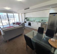 just listed Bolton St. 1br 350m walk to Newcastle beach  Wifi end Eand - Accommodation Port Macquarie