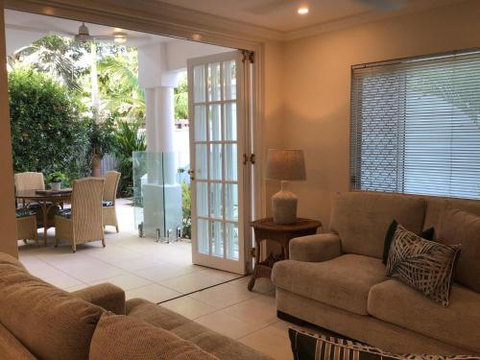 Walk To The Ocean In Five Minutes - Accommodation Port Macquarie 0