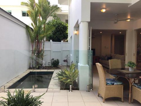 Walk To The Ocean In Five Minutes - Accommodation Port Macquarie 1