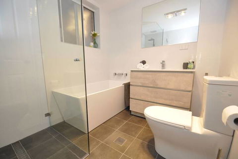 Parramatta Lennox 2 Bedroom - Accommodation Port Macquarie 5