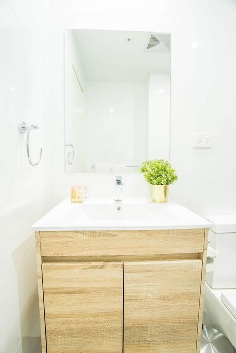 Modern And Chic Apartment Next To Parramatta Station - Accommodation Port Macquarie 5