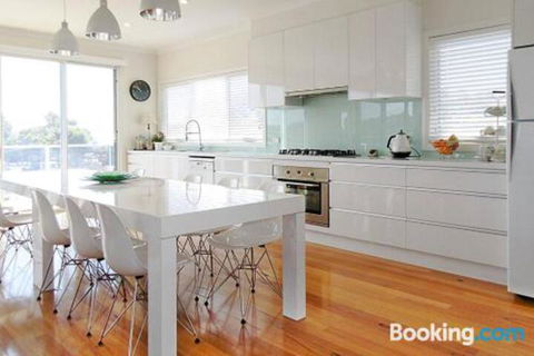 Allure - Accommodation Port Macquarie 7
