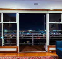 Lofty Views City Stunner - Accommodation Port Macquarie
