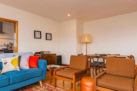 Lofty Views City Stunner! - Accommodation Port Macquarie 5