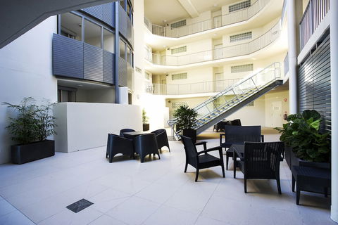 Oshen Holiday Apartments Yeppoon - Accommodation Port Macquarie 5