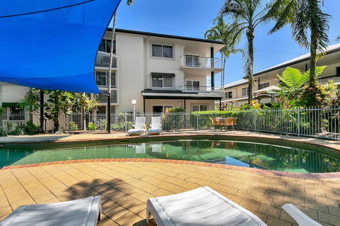 Cairns Reef Apartments & Motel - Accommodation Port Macquarie 4