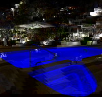 Hi Ho Beach Apartments