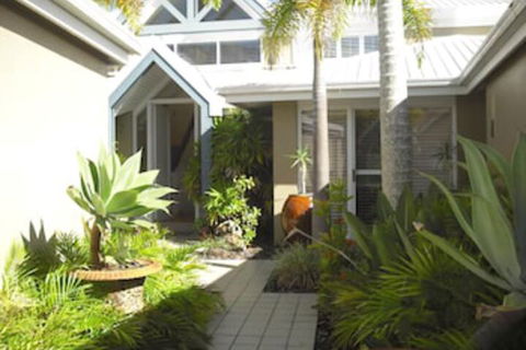 Sanctuary Cove Villas - Accommodation Port Macquarie 0