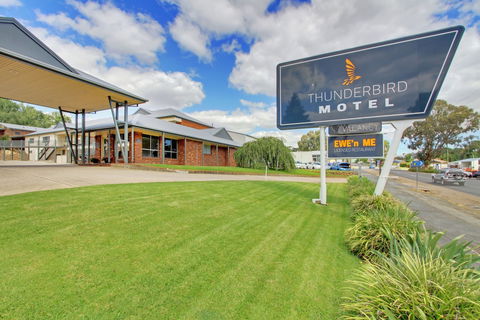 Thunderbird Motel - Accommodation Port Macquarie 0