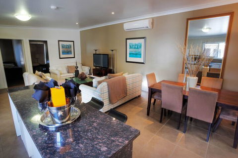 53 On Victoria - Accommodation Port Macquarie 5