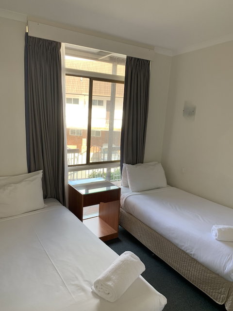 The Clan Terrigal - Accommodation Port Macquarie 6