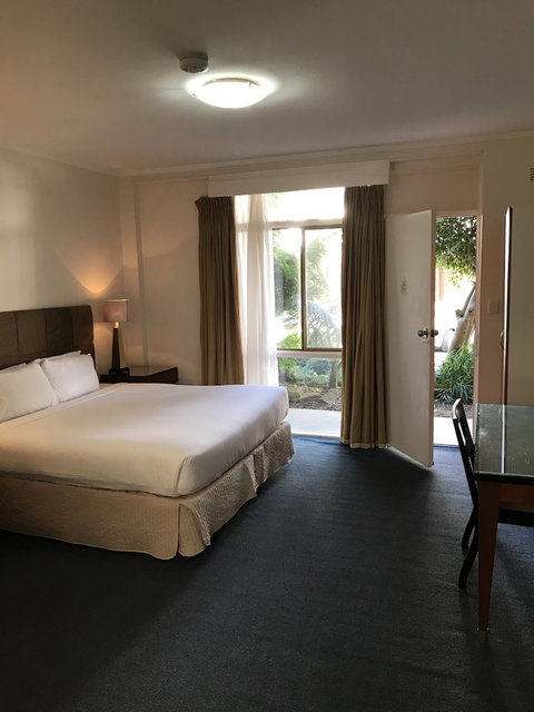 The Clan Terrigal - Accommodation Port Macquarie 3