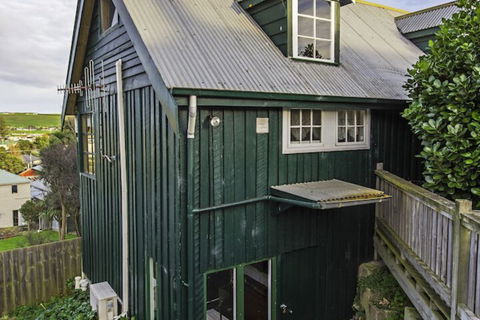 Touchwood Cottages - Accommodation Port Macquarie 3