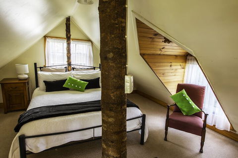 Touchwood Cottages - Accommodation Port Macquarie 5