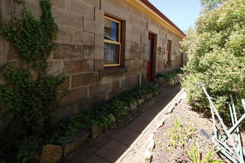 Christopher Halls Colonial Accommodation - Accommodation Port Macquarie 0