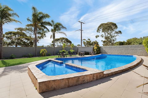 Adelaide Road Motor Lodge - Accommodation Port Macquarie 1