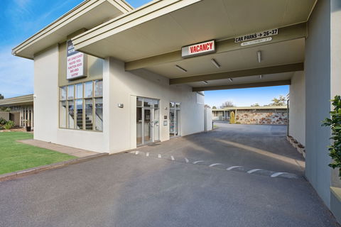 Adelaide Road Motor Lodge - Accommodation Port Macquarie 0