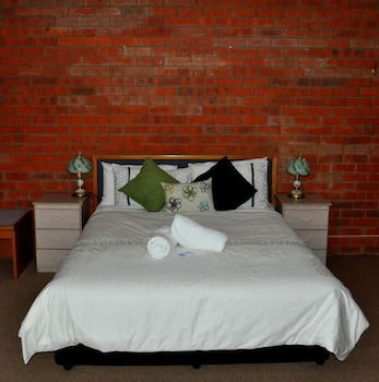 Merrijig Motor Inn Resort - Accommodation Port Macquarie 2