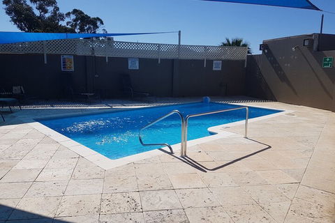 Foreshore Motel - Accommodation Port Macquarie 1