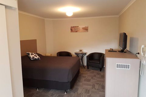 Foreshore Motel - Accommodation Port Macquarie 3