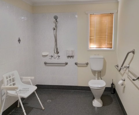 Emerald Motel Apartments - Accommodation Port Macquarie 5