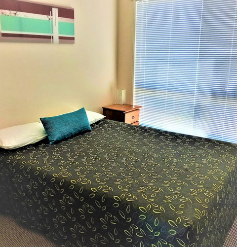 Emerald Motel Apartments - Accommodation Port Macquarie 2