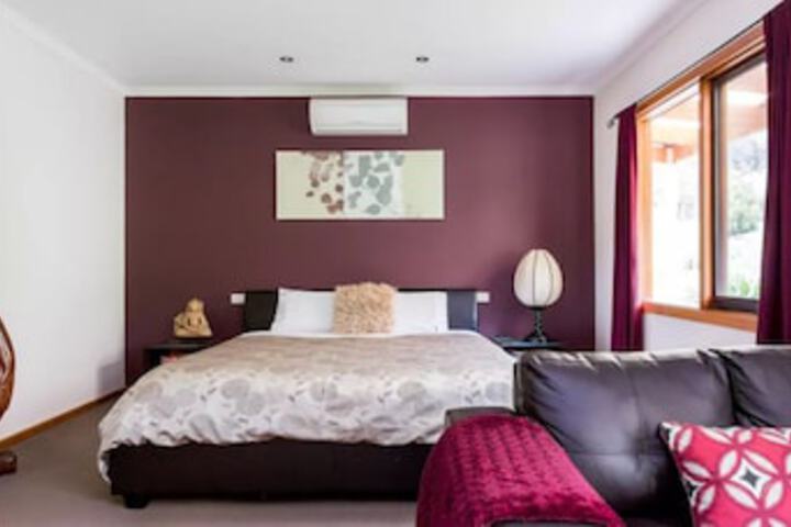 Mount Macedon VIC Accommodation Port Macquarie