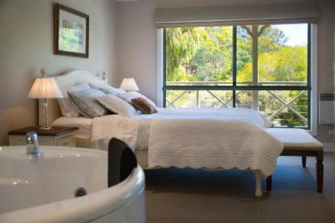 Ducks Bay - Accommodation Port Macquarie 5