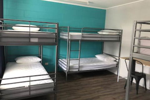 Reef Backpackers - Accommodation Port Macquarie 0