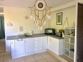 Airlie Beach Pet Friendly 3 Bedrooms - Accommodation Port Macquarie 1